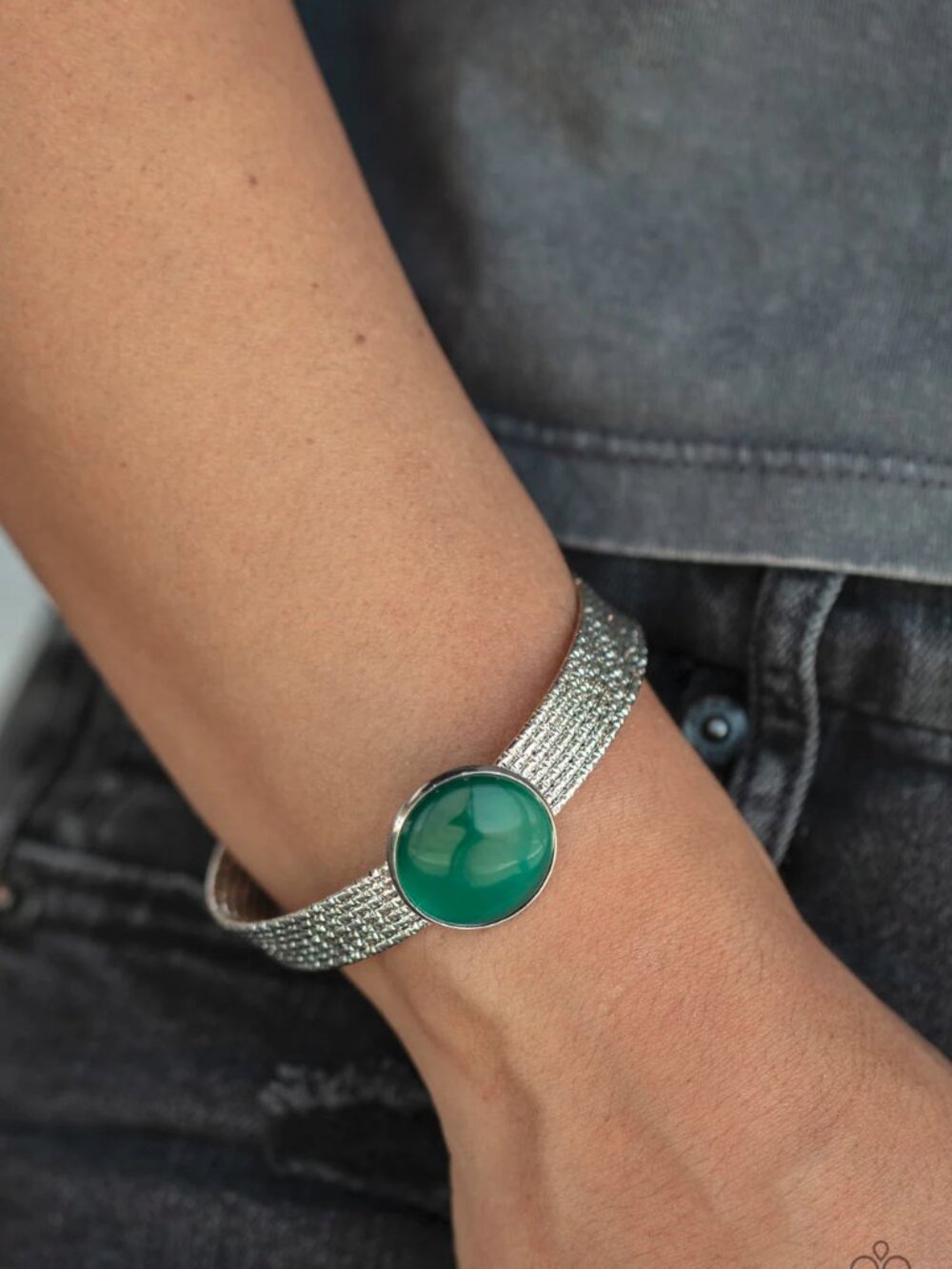 Paparazzi Jewelry Accessories - Mystical Magic - Green Bracelet - Vintage